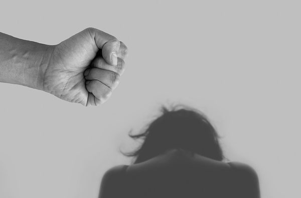 Violência contra a mulher poderá denunciada por aplicativo